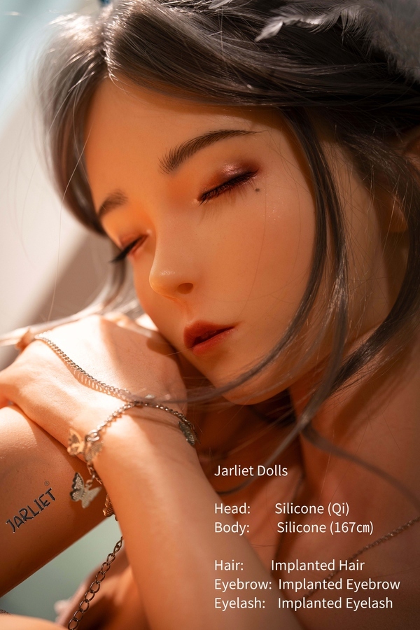 167cm B Cup Silicone Hourglass Amber Eyes Brunette Celebrity Sex Dolls Detail View 19