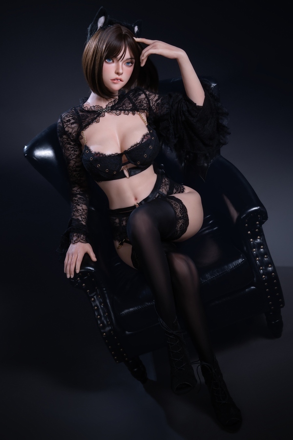 158cm G Cup Silicone Amber Eyes Black Thin Lips Fantasy Sex Doll Detail View 5