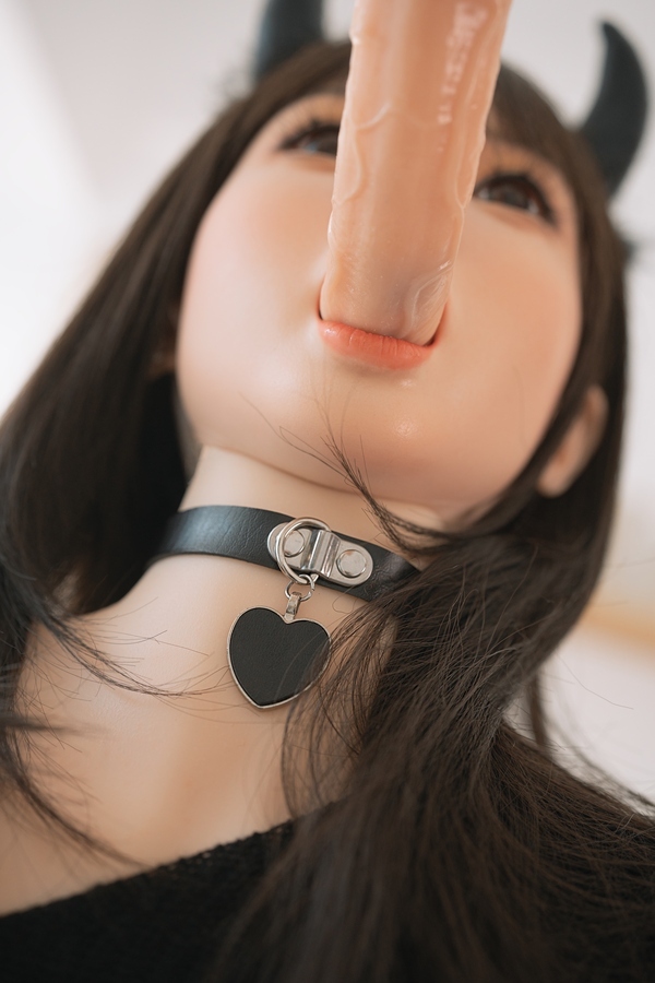158cm G Cup Silicone Petite Breasts Gray Eyes Black Fantasy Sex Doll Detail View 5