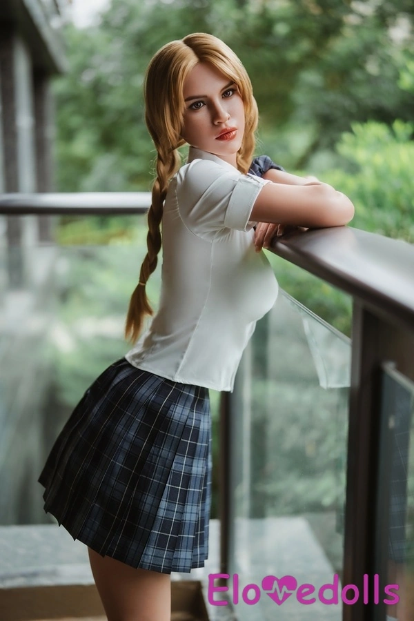 گالری عروسک جنسی نوجوان سیلیکونی 170 سانتی‌متری مدل E Cup با سینه‌های کوچک و لب‌های طبیعی بلوند 3