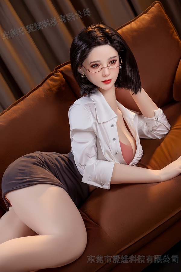 160cm E Cup TPE Petite Breasts Voluptuous Gray Eyes Fantasy Sex Doll Gallery 10