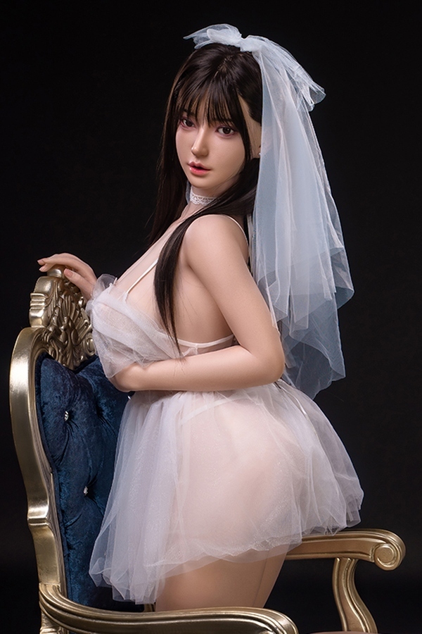 160cm E Cup TPE Amber Eyes Thin Lips Small Breasts Fantasy Sex Doll Detail View 3