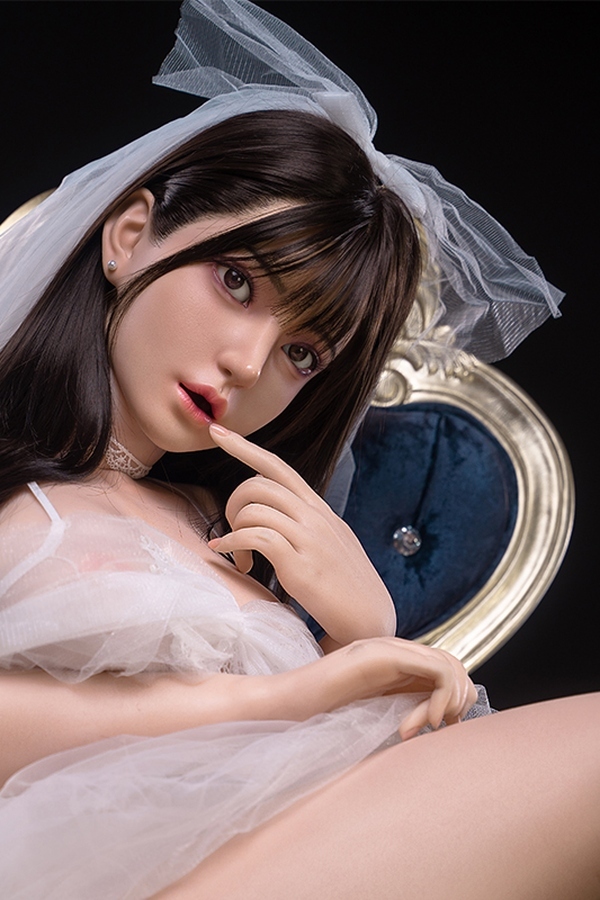 160cm E Cup TPE Amber Eyes White Voluptuous Fantasy Sex Doll Detail View 4