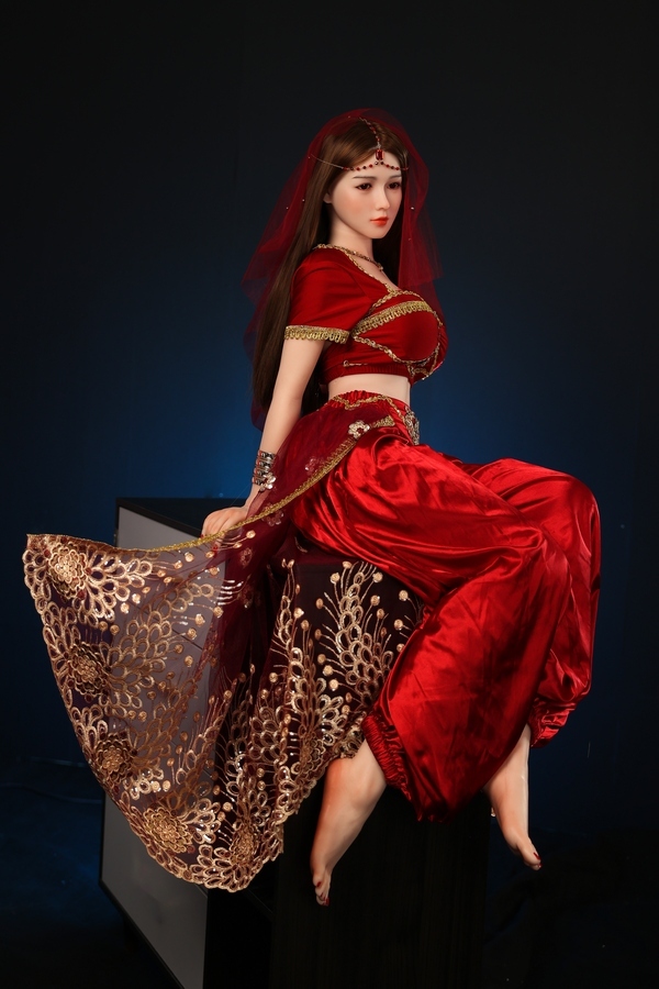 140cm C Cup TPE Full Lips Red Voluptuous Fantasy Sex Doll Gallery 9