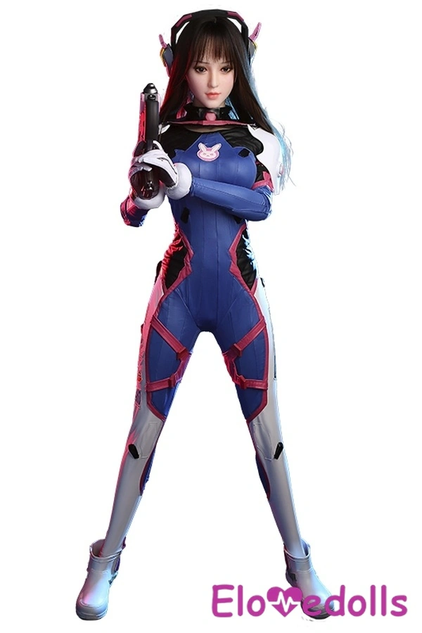 155 cm große Fantasy-Sexdoll mit Silikonkopf (B-Körbchen) und TPE-Körper (mittlere Brustgröße), athletischem Aussehen, blauen Augen, Detailansicht 2