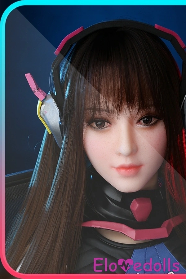 155 cm große, sportliche, brünette Fantasy-Sex-Puppe mit Silikonkopf und TPE-Körper, vollen Lippen und B-Körbchengröße – Detailansicht 5