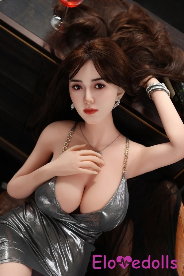 ১৬৩ সেমি ডি কাপ সিলিকন হেড এবং টিপিই বডি ভলাপচুস গ্রে আইস পাতলা লিপস্টিক রিয়েলস্টিক সেক্স ডল ডিটেইল ভিউ ৩