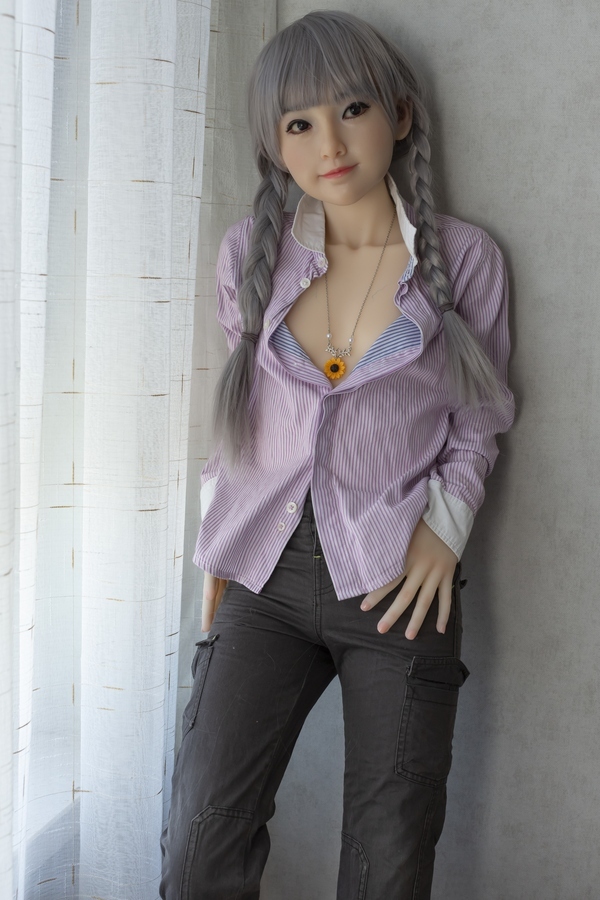 143cm A Cup Silicone Head & TPE Body Petite Breasts Gray Eyes Teen Sex Doll Gallery 4