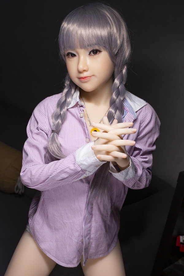 143cm A Cup Silicone Head & TPE Body Gray Eyes Petite Breasts Thin Lips Teen Sex Doll Gallery 7
