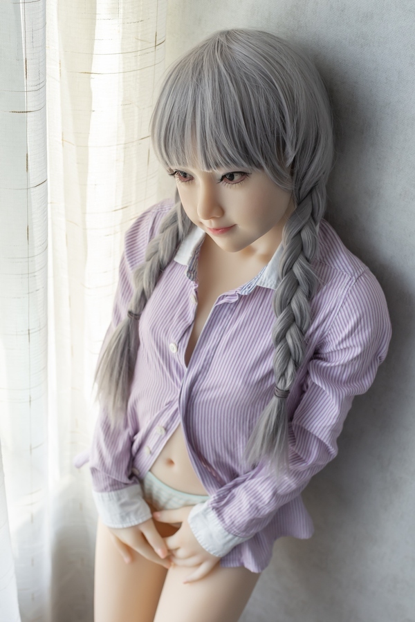 143cm A Cup Silicone Head & TPE Body Blonde Petite Breasts Thin Lips Teen Sex Doll Gallery 8