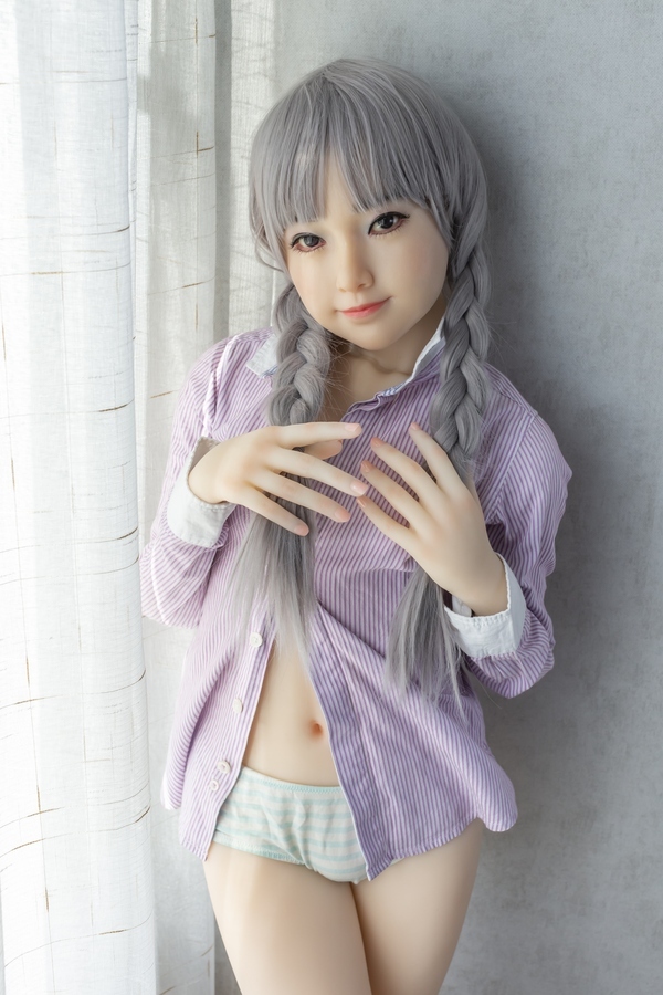 143cm A Cup Silicone Head & TPE Body Petite Breasts Thin Lips Gray Eyes Teen Sex Doll Detail View 9