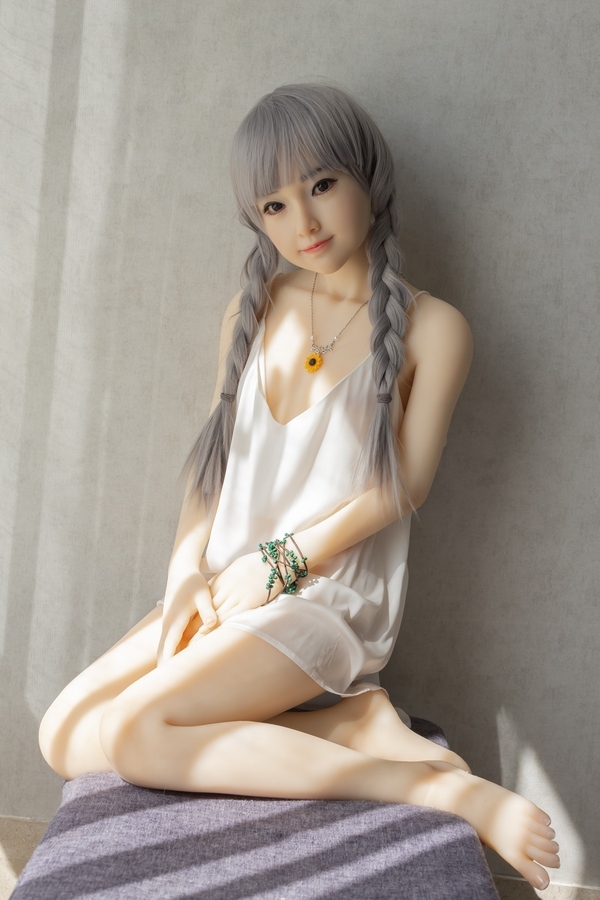 143cm A Cup Silicone Head & TPE Body Petite Breasts Gray Eyes Thin Lips Teen Sex Doll Detail View 29