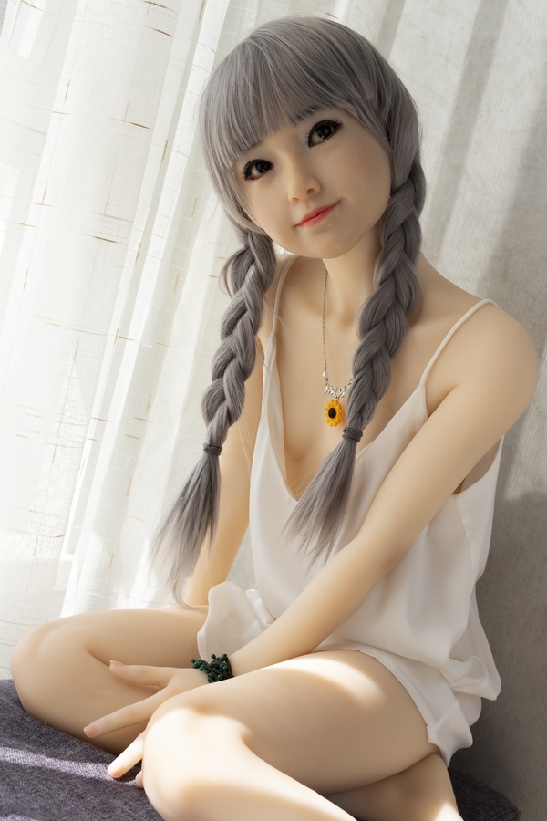 143cm A Cup Silicone Head & TPE Body Petite Breasts Blonde Gray Eyes Teen Sex Doll Detail View 38