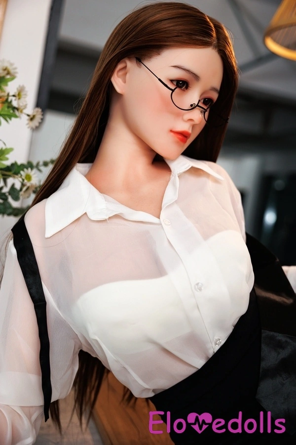 163cm D Cup Silicone Petite Breasts Voluptuous Brunette Realistic Sex Doll Gallery 7