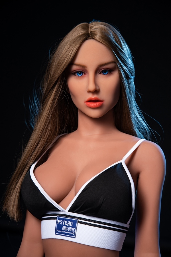 160cm B Cup TPE Petite Breasts Thin Lips European Sex Doll Product
