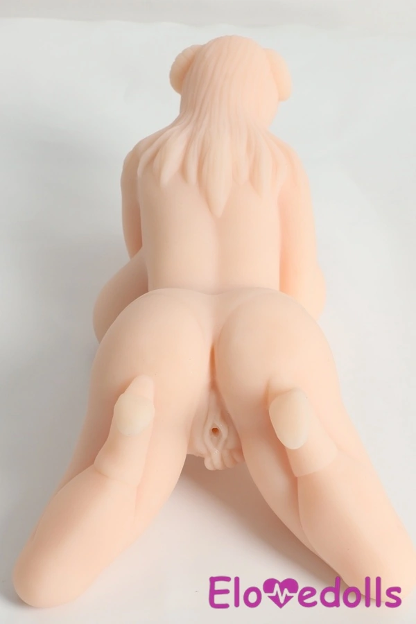 Galería 2 de torsos de muñecas sexuales con labios finos, ojos grises voluptuosos y TPE