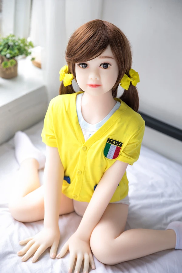मिनी फ्लैट चेस्टेड लव डॉल