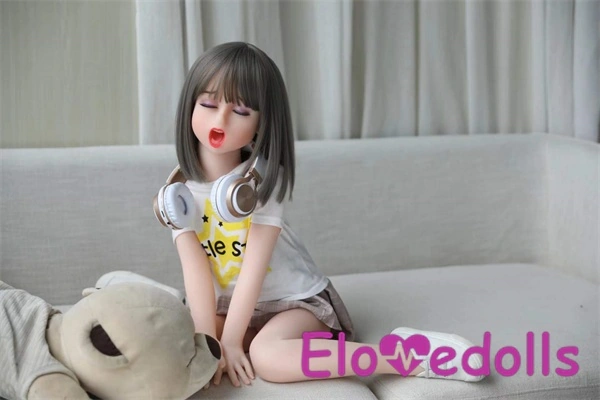 bambole del sesso dall'aspetto reale