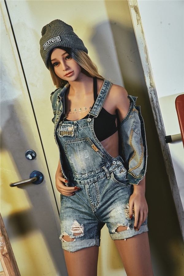 163cm C Cup TPE Athletic Thin Lips Amber Eyes Realistic Sex Doll Gallery 2