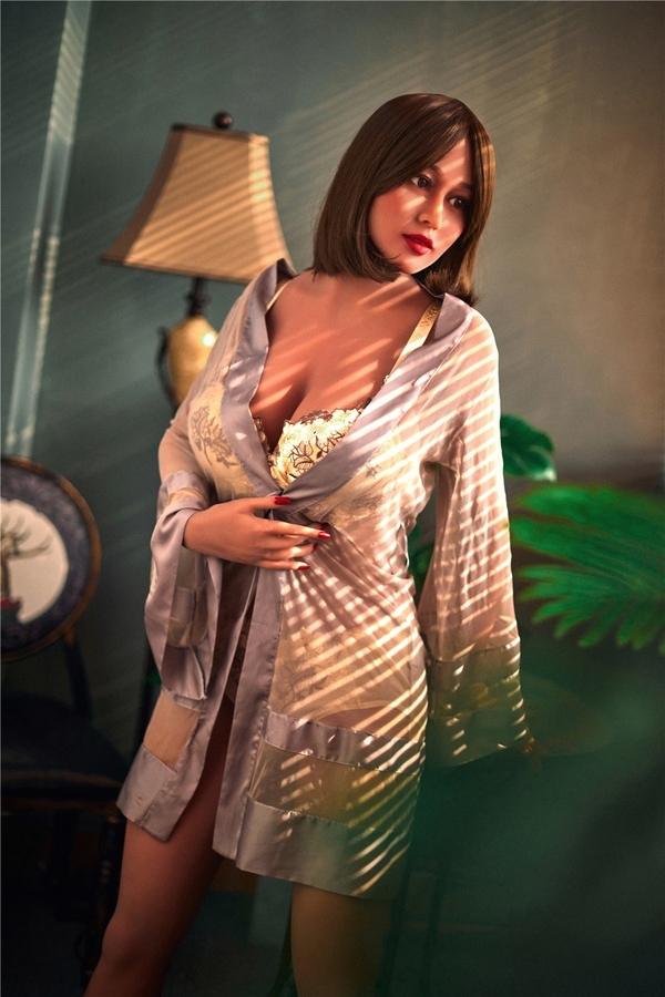 163cm C Cup TPE Thin Lips Brunette Petite Breasts Lifelike Sex Doll Gallery 3