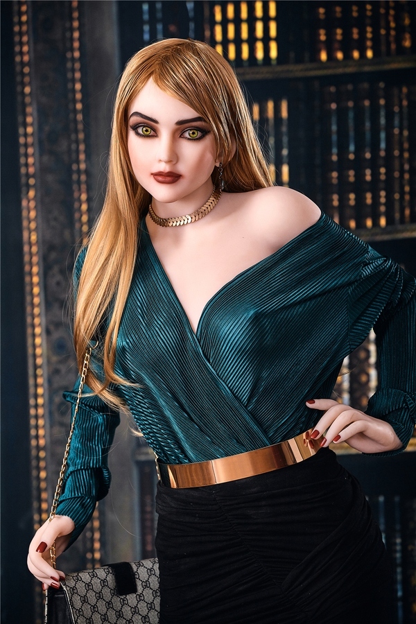 165cm B Cup TPE Petite Breasts Thin Lips Brunette American Sex Doll Gallery 4