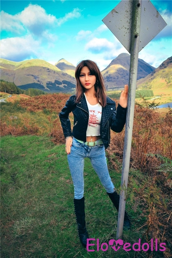 165 सेमी बी कप टीपीई एम्बर आंखें बड़े स्तन पूर्ण होंठ सेक्स गुड़िया विवरण देखें 1