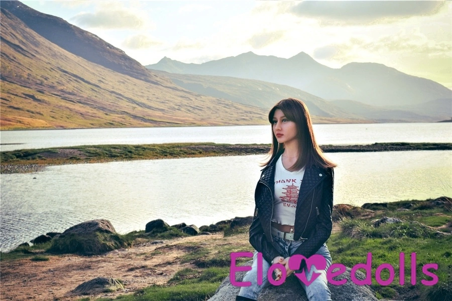 165 सेमी बी कप टीपीई एम्बर आंखें श्यामला पूर्ण होंठ सेक्स गुड़िया विस्तार से देखें 7