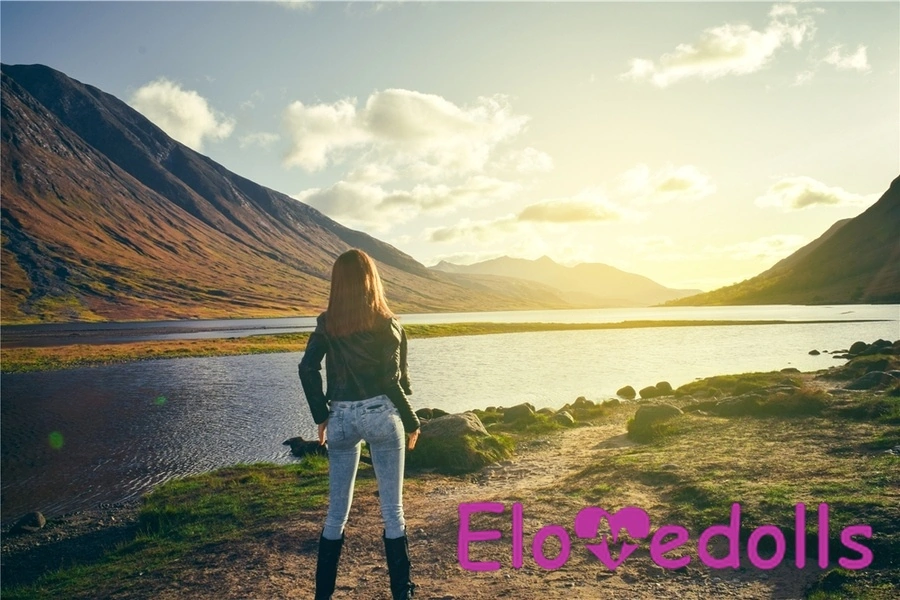 165 सेमी बी कप टीपीई सुडौल एम्बर आंखें पूरे होंठ सेक्स डॉल विवरण देखें 23