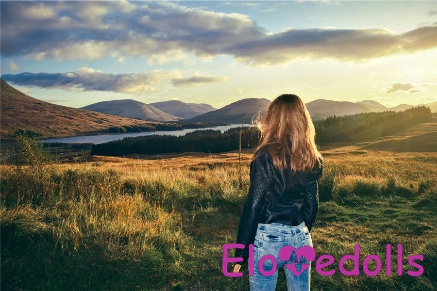 165 सेमी बी कप टीपीई सुडौल एम्बर आंखें पूरे होंठ सेक्स डॉल विवरण देखें 28