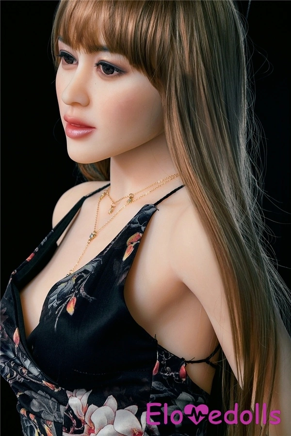 ตุ๊กตายาง TPE คัพ B ขนาด 165 ซม. ริมฝีปากบาง ตาสีเทา ผมสีน้ำตาลเข้ม แกลเลอรีตุ๊กตายาง 5