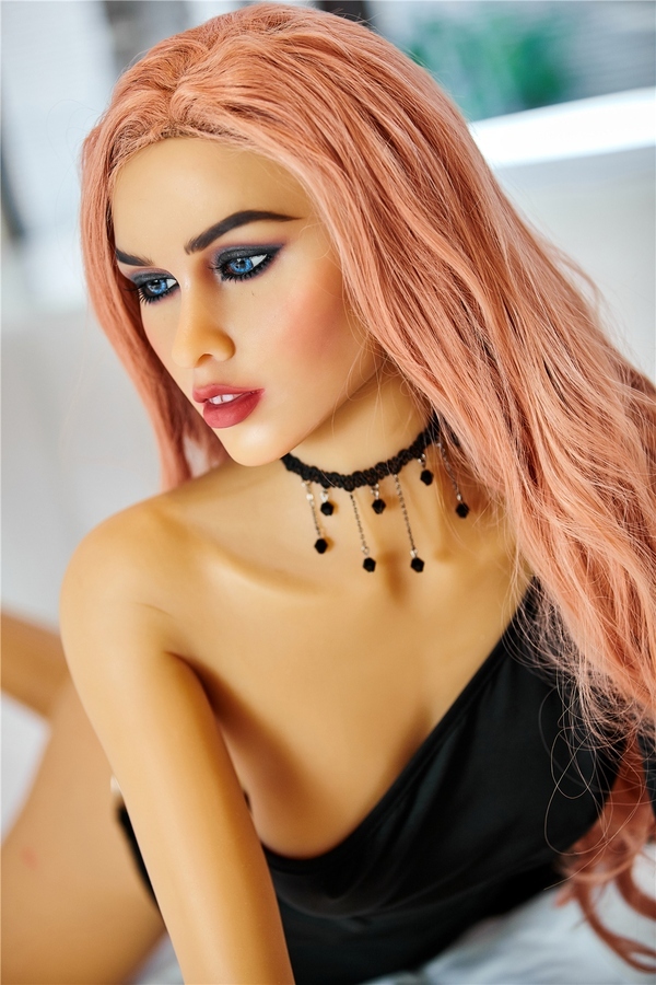 165cm B Cup TPE Petite Amber Eyes Blonde Sex Doll Detail View 36