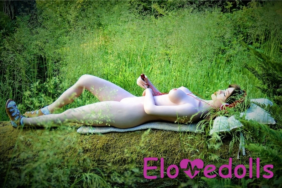 168cm D Cup TPE Blue Eyes Small Breasts Brown American Sex Doll Detail View 2