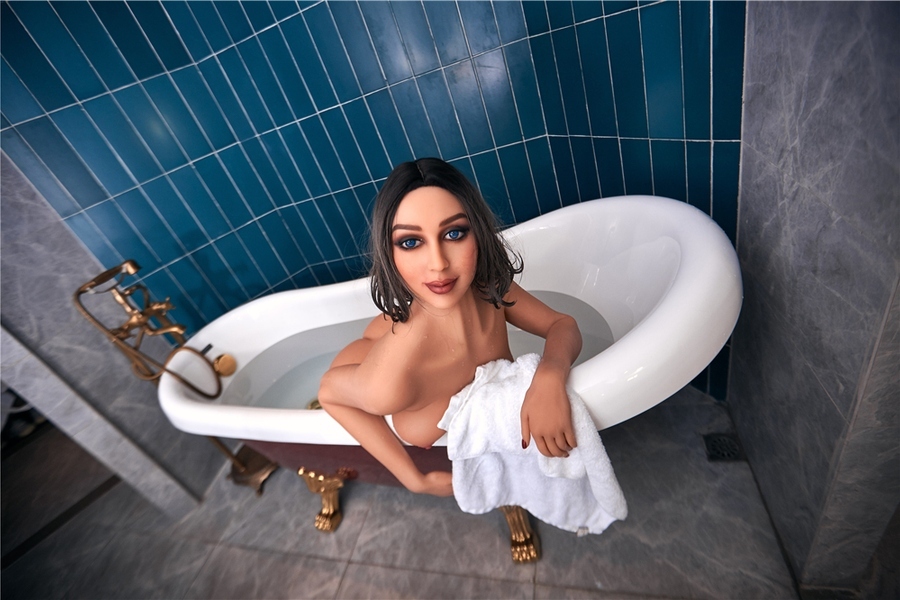 168cm D Cup TPE Petite Breasts Brunette Thin Lips Lifelike Sex Doll Detail View 23