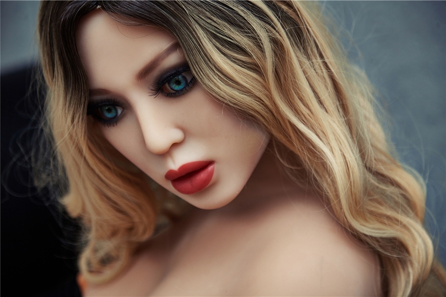 168cm D Cup TPE Large Breasts Blonde Amber Eyes Realistic Sex Doll Detail View 15