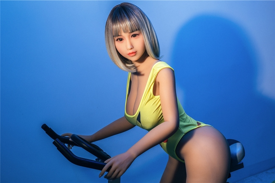 160cm F Cup TPE Gray Eyes Athletic Thin Lips Realistic Sex Doll Gallery 3