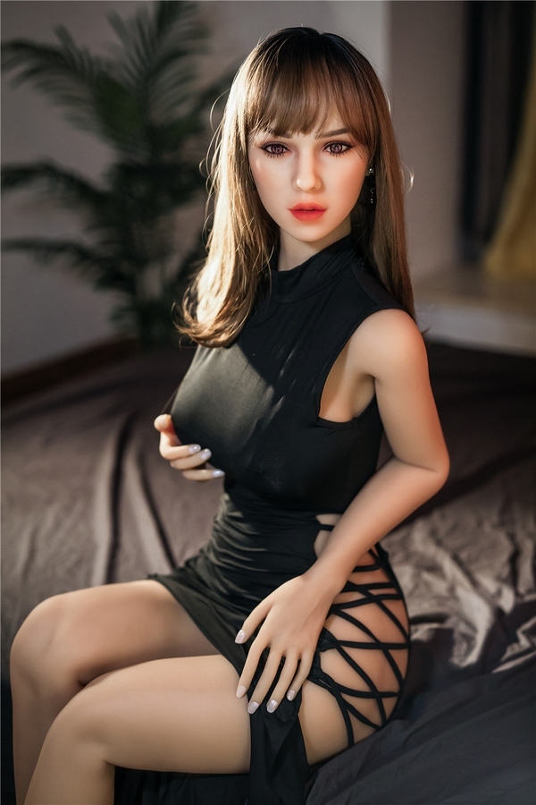 160cm F Cup TPE Brunette Thin Lips Hourglass American Sex Doll Detail View 1
