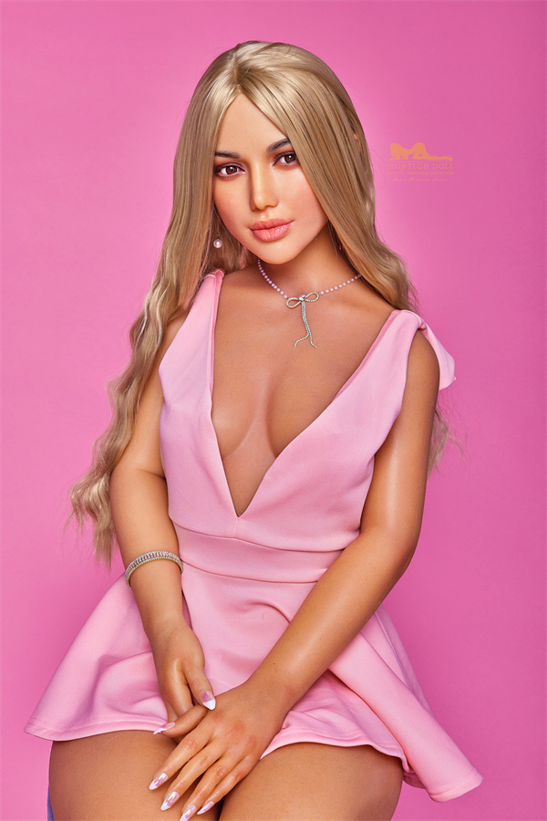 dream girl love doll