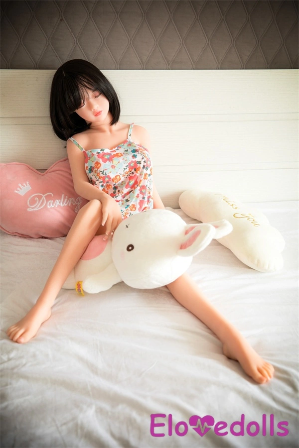 realistické sex panenka