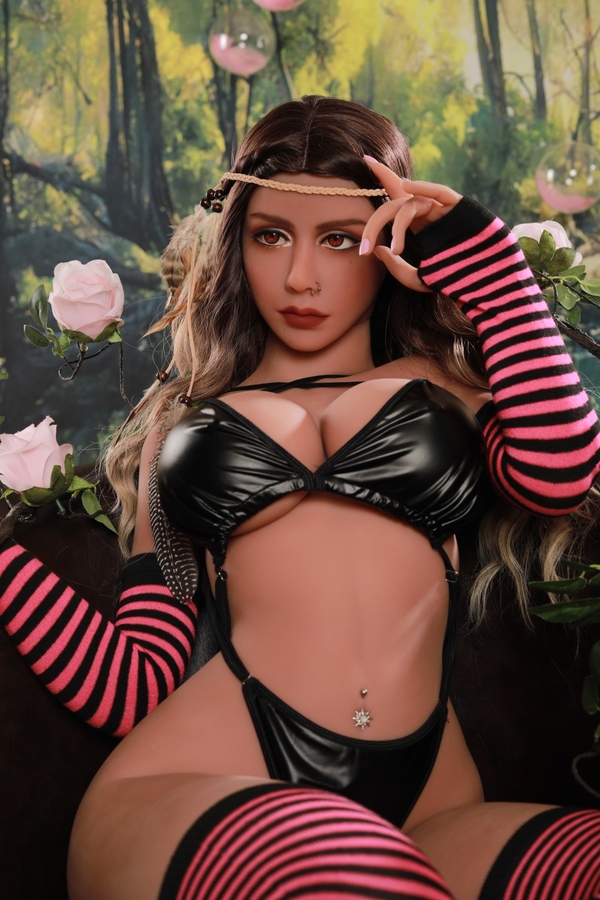 158cm C Cup TPE Voluptuous Amber Eyes Full Lips Realistic Sex Doll Detail View 4