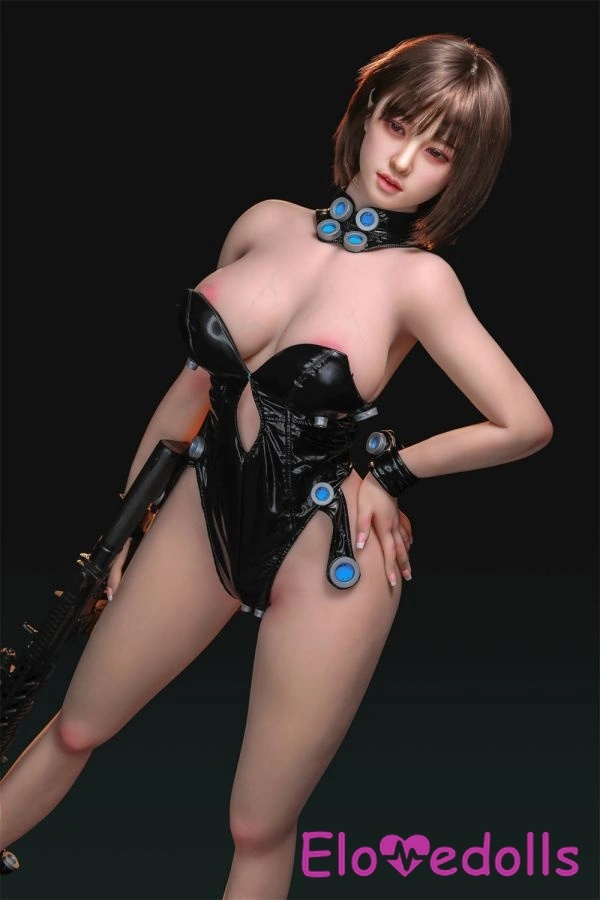 skutečně vypadající sexuální panenky