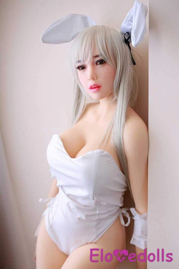 boneka seks manusia hidup berdada besar