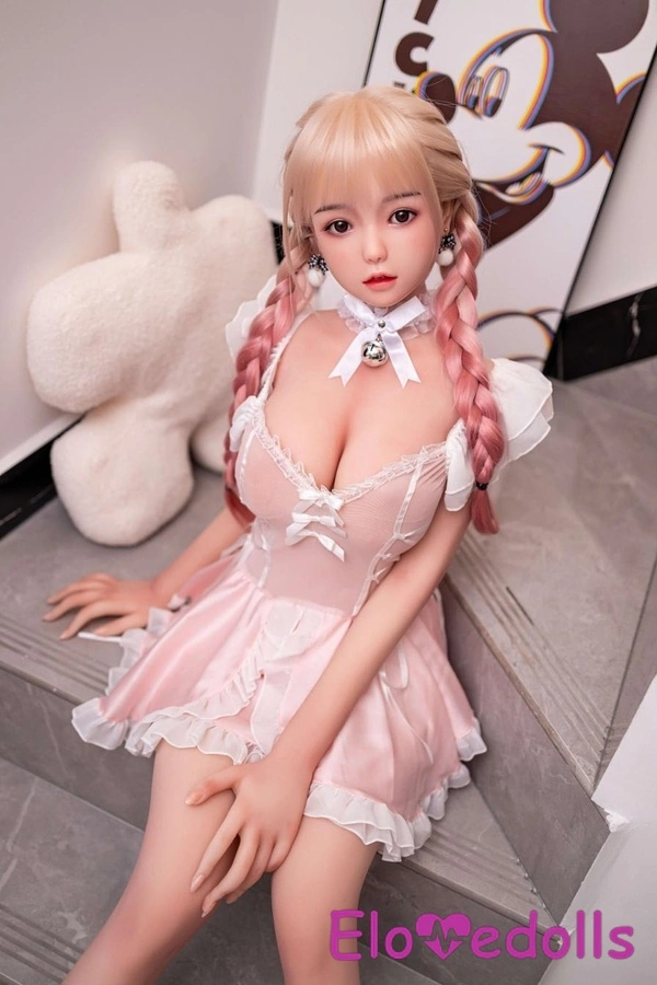 ove01-12 05 doll