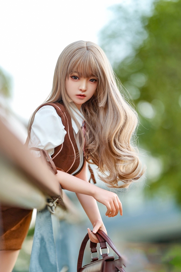 ove01-17 06 doll
