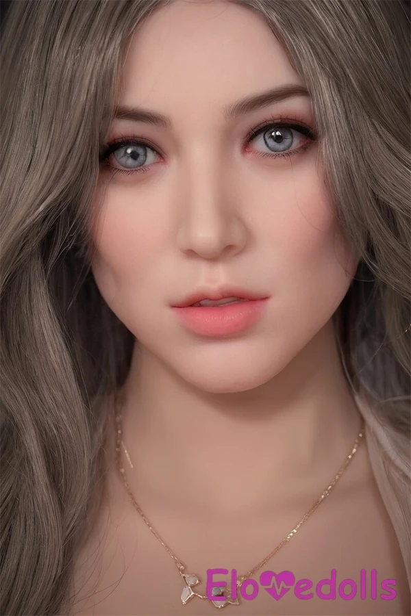 Hourglass profile adult doll with compact 138cm height