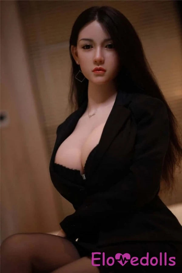 Compact 148cm adult doll with standing feet and TPE body