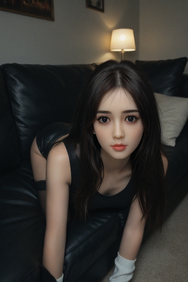 140cm B Cup TPE Amber Eyes Petite Breasts Black Teen Sex Doll Gallery 5