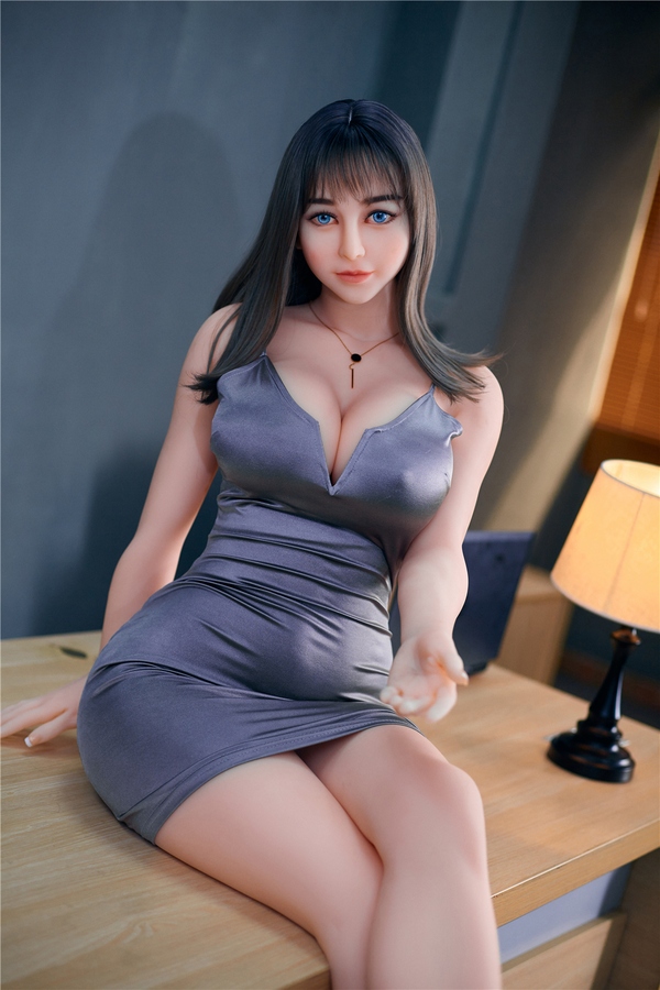 161cm TPE Extra Large Breasts Brunette Gray Eyes Realistic Sex Doll Gallery 6