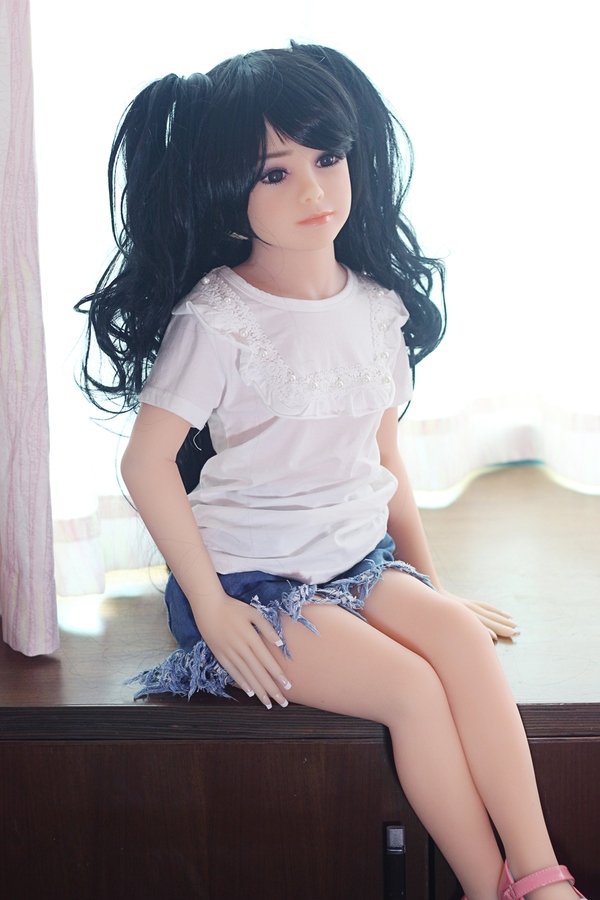 100cm A Cup TPE Small Breasts Black Gray Eyes Mini Sex Doll Detail View 3