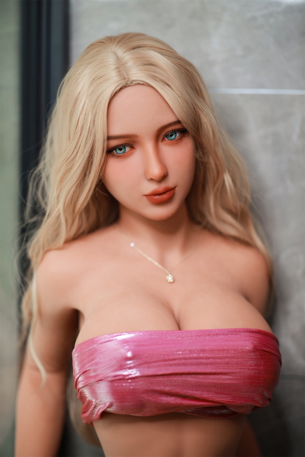 162cm D Cup TPE Voluptuous Thin Lips Blonde Real Doll Detail View 2