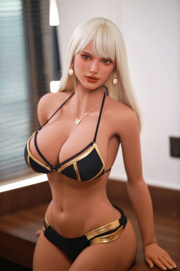 166cm E Cup TPE Blonde Amber Eyes Glossy Lips Lifelike Sex Doll Gallery 8